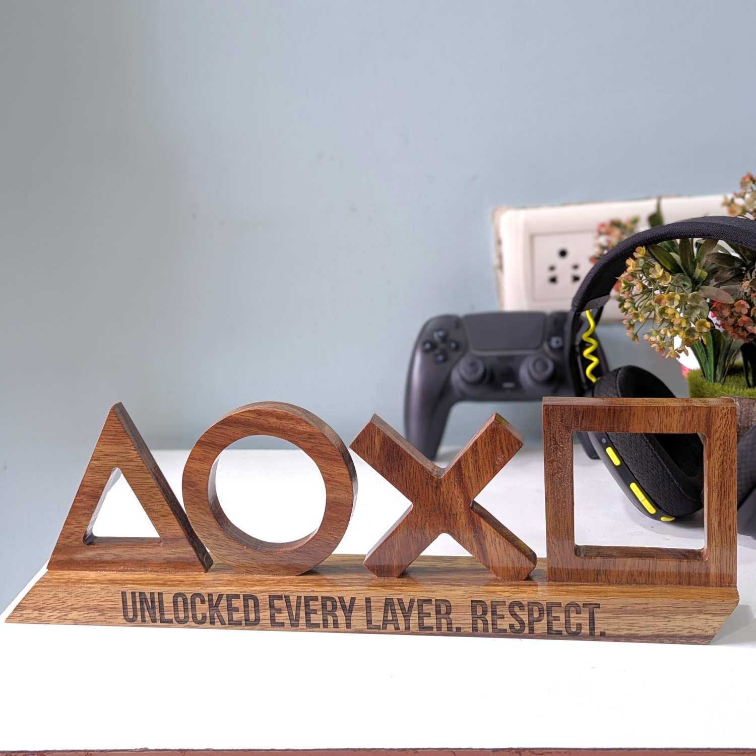 PERSONALIZED WOODEN PLAYSTATION SIGN | CARVED 3D WOOD DESK SIGN FOR GAMERS